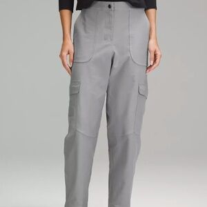 lululemon Light Utilitech Cargo Pocket High-Rise Pant